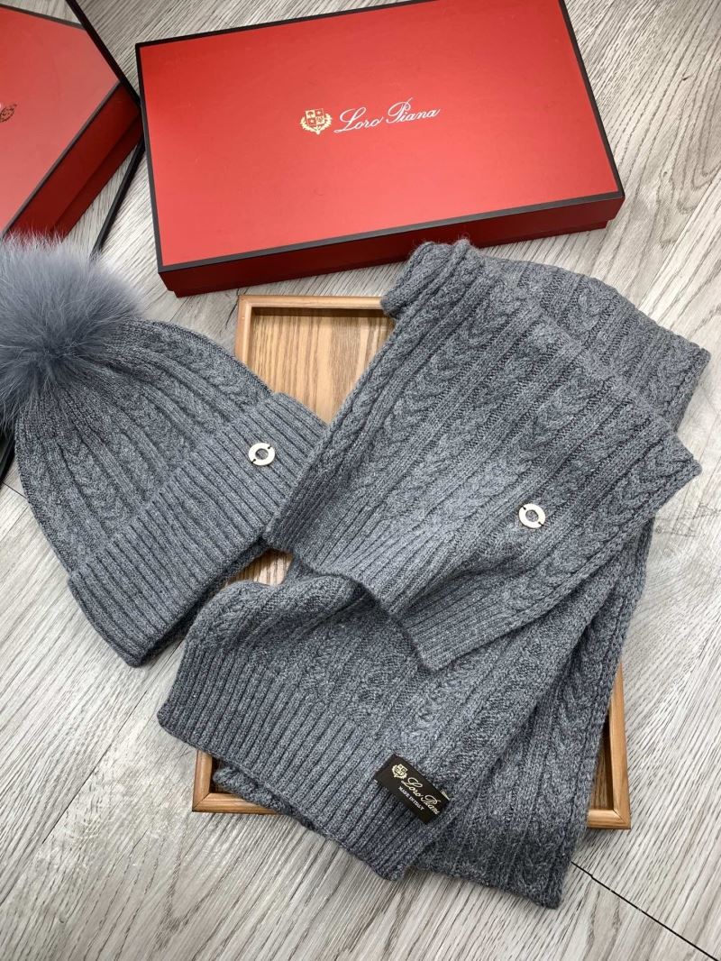 Love Piana Caps Scarfs